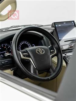 تۆیۆتا لاند کروزەر